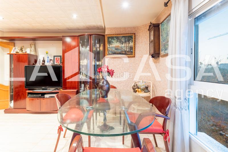 Foto f2dfe90a-9076-468f-a3ae-4b218f31e343. Pis a La Carrasca Valencia