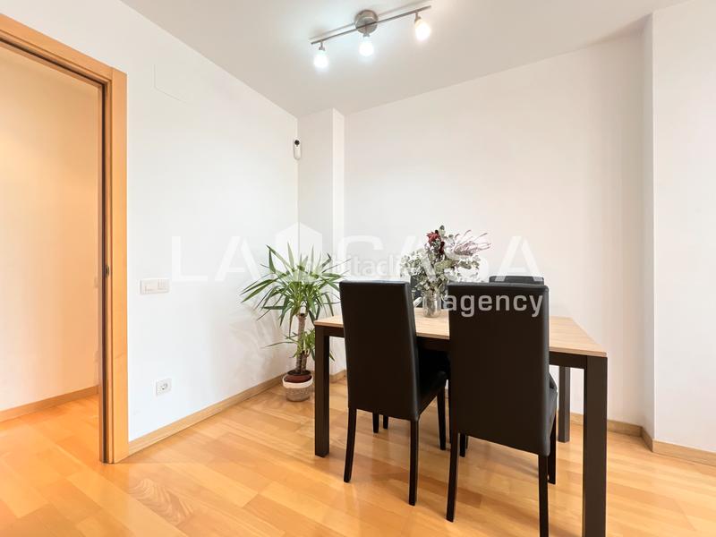 Foto 26a3b448-283b-4b3c-8089-d084e176d74b. Appartamento con parcheggio in La Salut Badalona