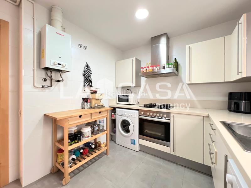 Foto a10f835b-6251-48aa-8e72-3401697b036c. Appartement avec parking dans La Salut Badalona