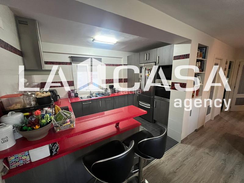 Foto 2a916bdf-ead4-4754-98a1-bf5da9091094. Piso en Centro - Doña Mercedes Dos Hermanas