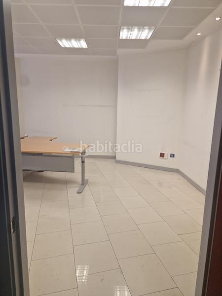 Foto 08b34c19-95eb-4bbf-8357-e97d9c6ab69a. Local commercial dans Zorrotza Bilbao