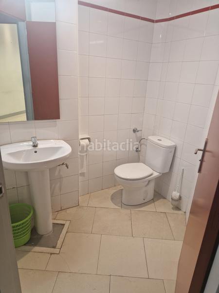 Foto 4c167db4-8d62-4189-b2d5-a1146a02f5d3. Local commercial dans Zorrotza Bilbao