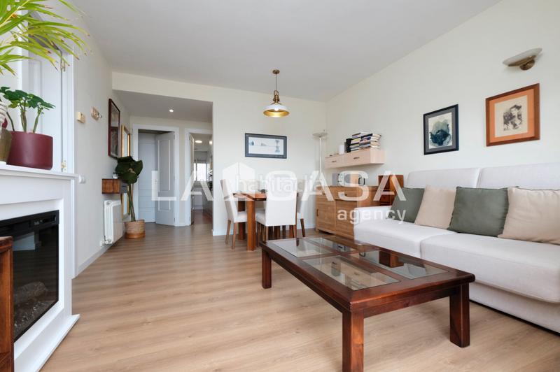 Foto afa0fe8f-de50-4931-82bc-933495b1f303. Appartamento con riscaldamento in Roquetes Barcelona