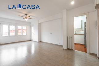 Flat in Paseo de Santa María de la Cabeza