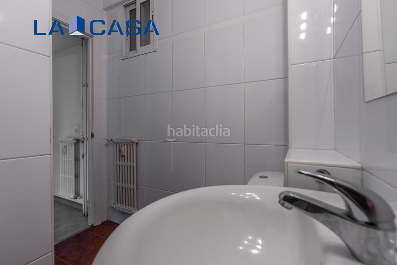 Foto 2bfc6f57-3e5b-4bba-93b7-a3eea448bdbd. Piso en Chopera Madrid