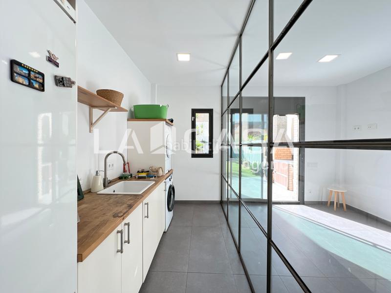 Foto f9d89f60-1ae3-4c5f-9af7-170c085b90d4. Maison avec chauffage parking piscine dans Progrés - Pep Ventura Badalona