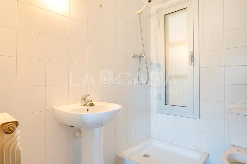 Foto 97114d99-73ef-4777-8009-afb5ea220137. Appartement avec chauffage parking dans La Catalana Sant Adrià de Besòs