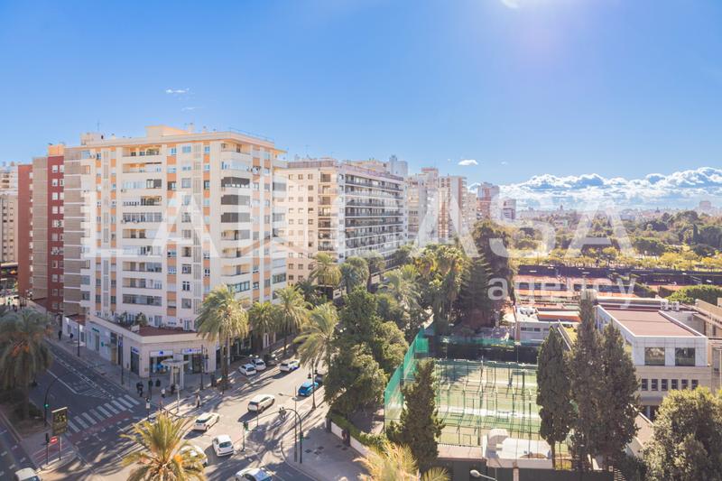 Foto 4651f6b2-6bd3-45a2-a7f3-77ad0f3a5817. Appartamento con riscaldamento in Trinitat Valencia