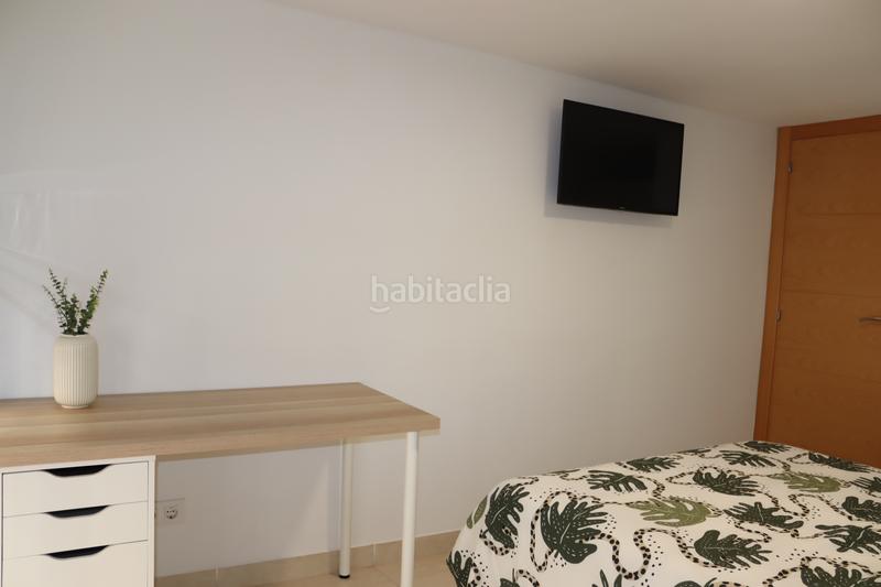 Foto 72afc3c4-89c3-4e7c-9545-31fc13f8a059. Planta baja oportunidad unica en Sants en Sants Barcelona