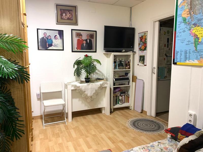 Foto 62fdb375-fc8d-433f-9376-ba93f410d9a8. Piano terra in Centre Hospitalet de Llobregat (L´)