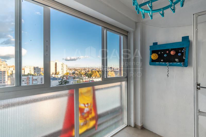 Foto 722f2422-0cce-41d7-985f-f00a808ece99. Flat with heating in Lucero Madrid