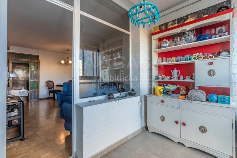 Foto a3af5ecf-494a-410b-a936-5ba55c0d861f. Flat with heating in Lucero Madrid