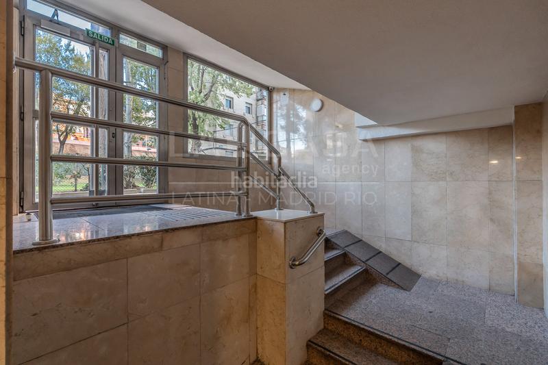 Foto 442bef73-2647-444b-b39d-fd9478c8ff2d. Piso en Lucero Madrid