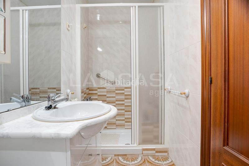 Foto ce60db6d-0fda-475c-915a-e60be42b0cbd. Attico in Centre Hospitalet de Llobregat (L´)