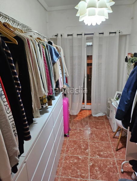 Foto 5a4b0324-0828-42d6-8d54-972bc5c96c30. Piso  en venta en calle del picaio en Barrio Benicalap Valencia