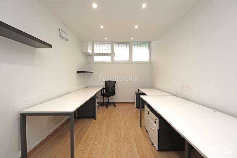 Foto 10c4ab76-5cd3-43fc-b6d3-3b1cf6b75c46. Local commercial dans El Poble Sec - Parc de Montjuïc Barcelona