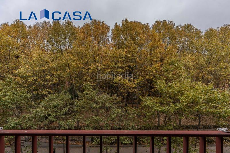 Foto a1d1e271-d876-487c-9c2b-bc1691c7f6fc. Piso en Acacias Madrid