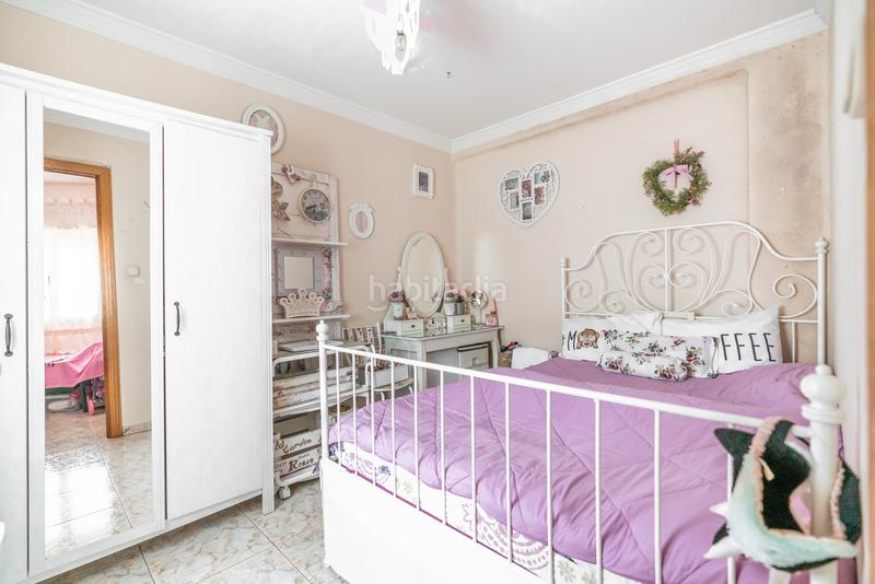 Foto 48122229-3a74-4213-a7ae-ccd32f32d04d. Ático piso en venta en calle de alonso carbonell en Madrid