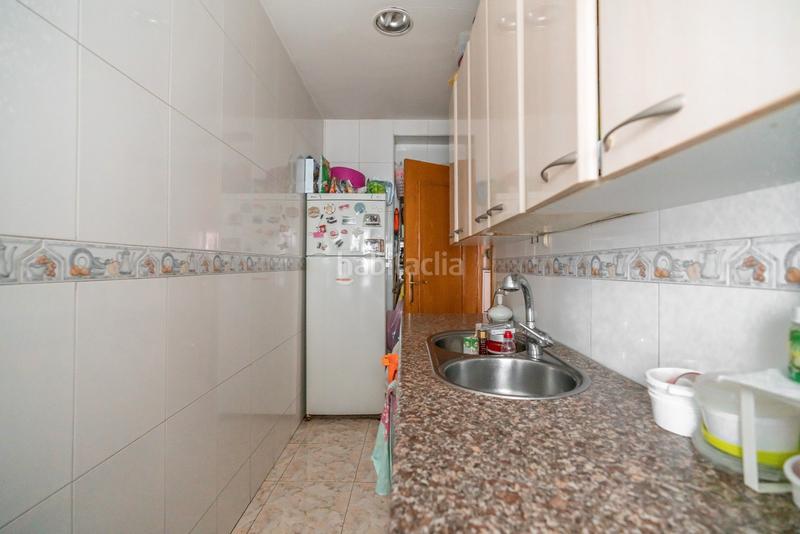 Foto e1ad3919-ea45-4c04-9b3c-a0c98baae774. Ático piso en venta en calle de alonso carbonell en Madrid