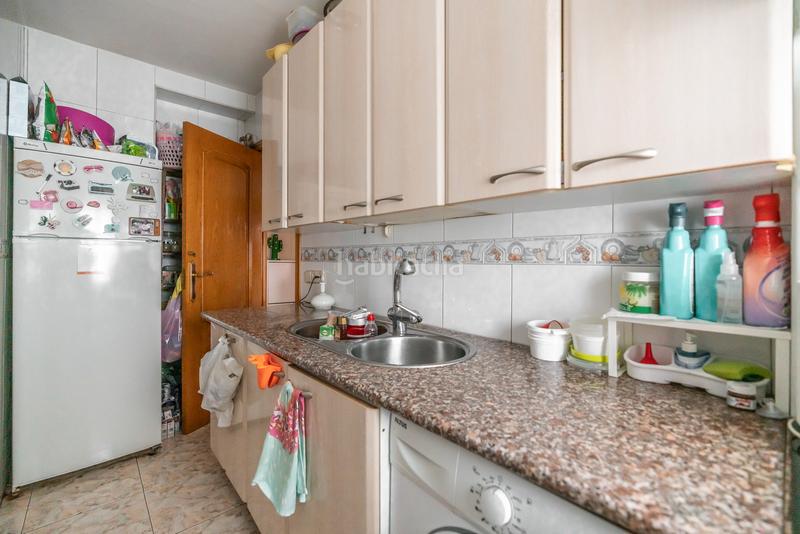 Foto ea80e785-e7e6-43d0-8c7f-16ad36db1ca1. Ático piso en venta en calle de alonso carbonell en Madrid