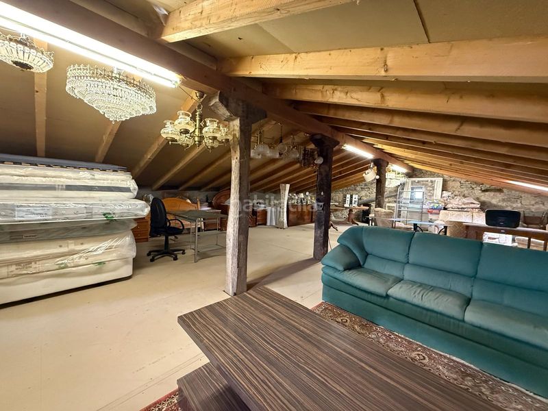 Foto 3b8fd04b-1e20-4186-939a-79b36229502b. Casa amb aparcament a Valle de Mena