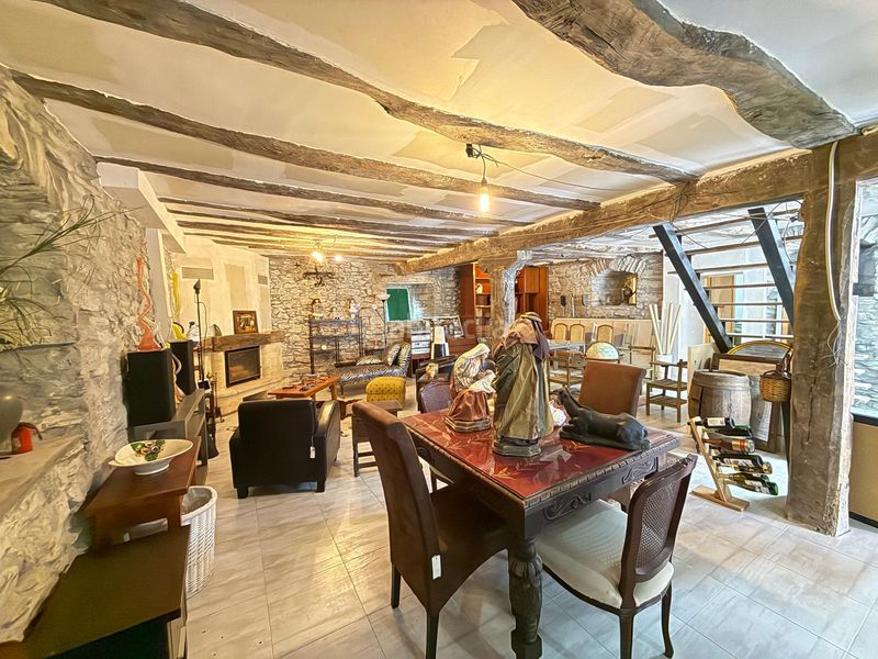 Foto 8a1c331c-5999-429f-a4fe-500fb0190e0c. Casa amb aparcament a Valle de Mena