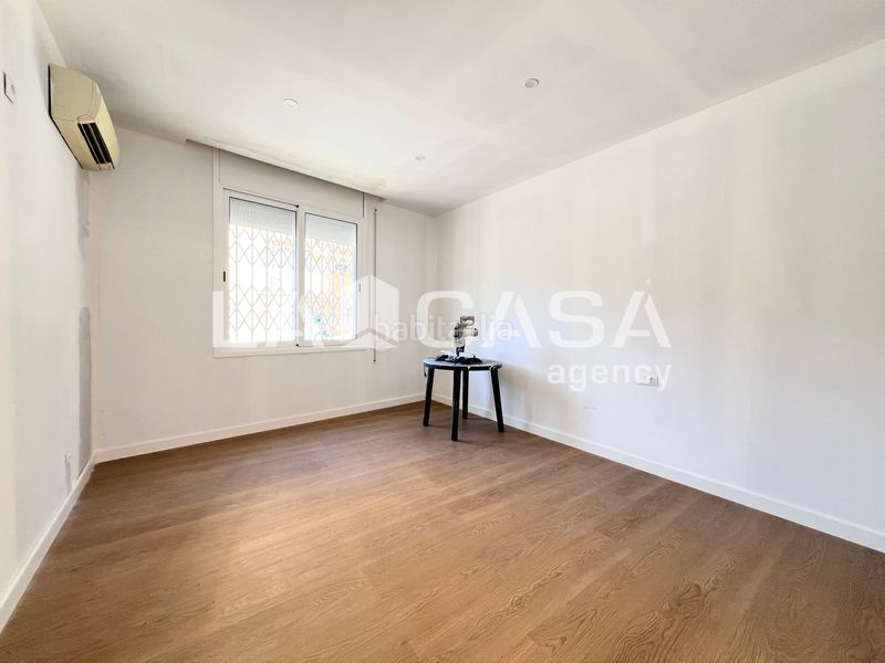 Foto ca8de7a9-8cf1-4d7a-bb33-645f595c3520. Dúplex a Llefià Badalona