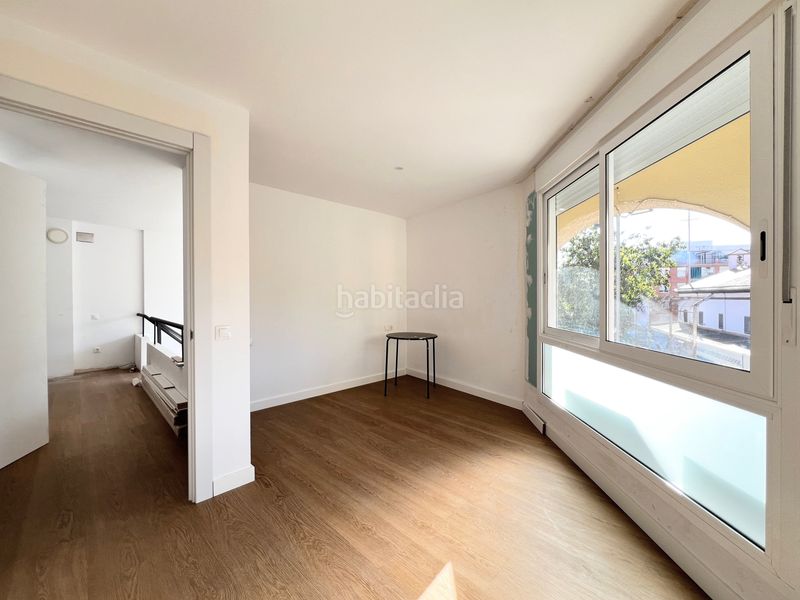 Foto d13343b4-57e7-40fa-a6c1-b2d53cbee622. Dúplex a Llefià Badalona