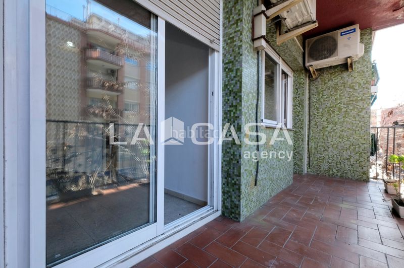 Foto 19e415b8-04d0-4465-933e-56daf6e5a34b. Pis amb calefacció a Vilapicina - Torre Llobeta Barcelona