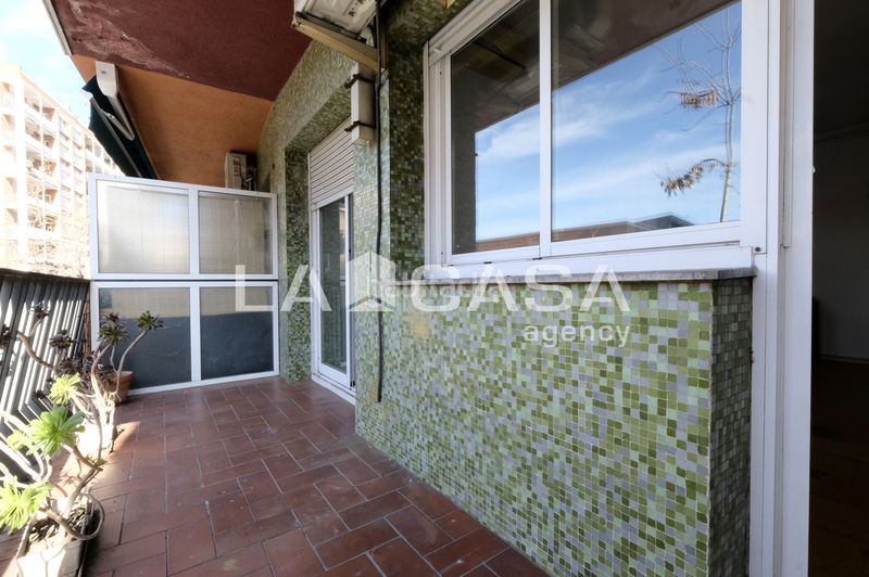 Foto 7e95fa18-e15f-448d-a93a-81102434c49e. Pis amb calefacció a Vilapicina - Torre Llobeta Barcelona