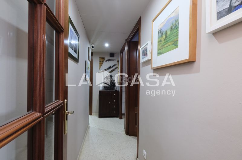 Foto 0d86bc4d-4f5b-4e05-be80-c26868194585. Pis a Porta Barcelona