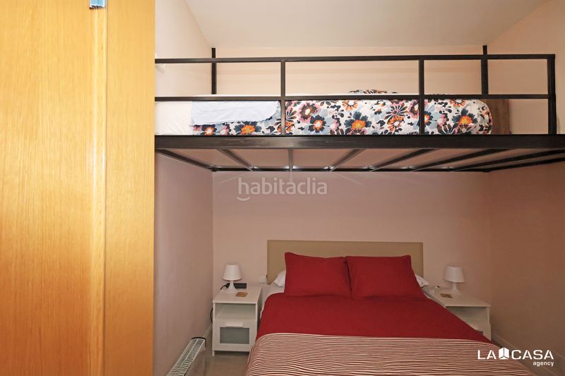 Foto 470205fb-aeb9-4bb1-bf12-62adaa8e18e8. Pis a Sant Antoni Barcelona