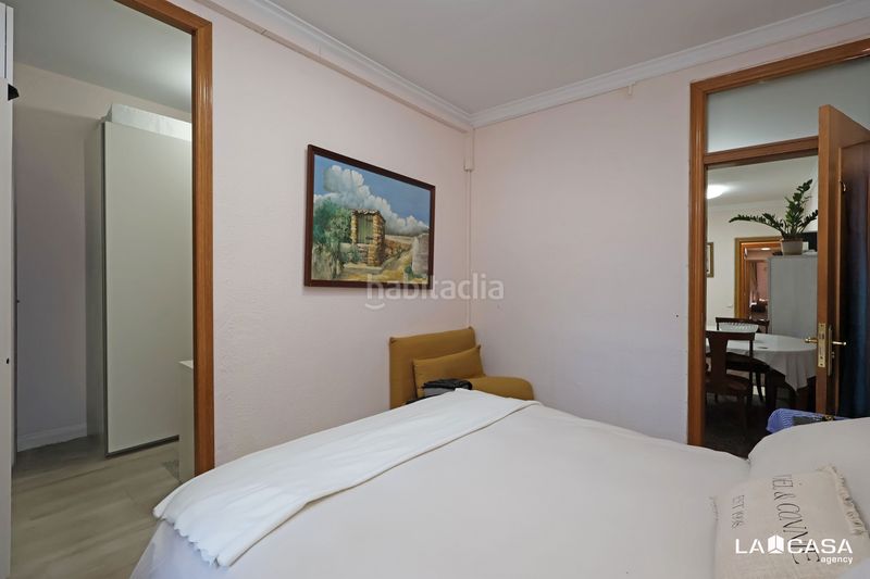 Foto 526262b7-06b1-4591-ba46-9326092f798f. Pis a Sant Antoni Barcelona