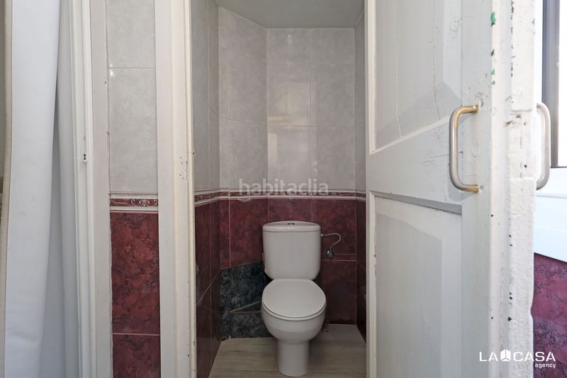 Foto 6a25ca54-6aa9-4cce-b3c2-06b15624501e. Pis a Sant Antoni Barcelona