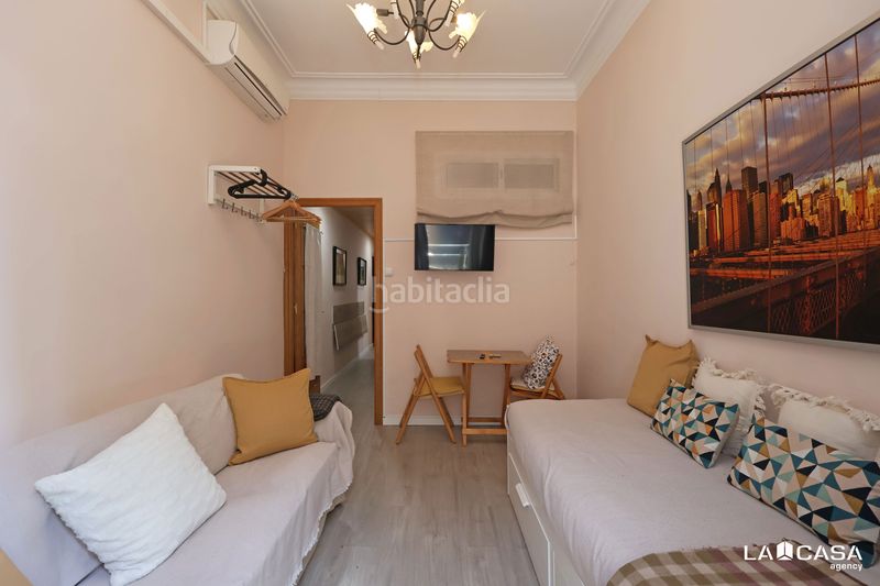 Foto eeabcadc-3521-4ccf-8fe0-315aaf25734d. Pis a Sant Antoni Barcelona