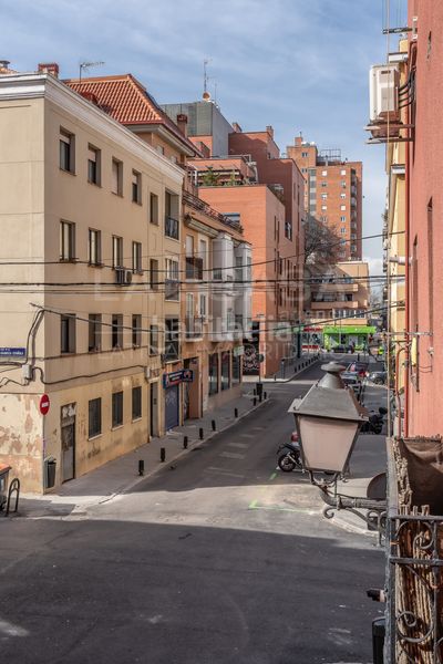 Foto e4329944-2418-4fbd-b55e-b466a84c55bd. Piso en Puerta del Ángel Madrid