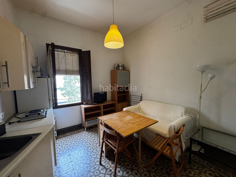 Foto 12200221-701e-4993-ba4c-fa1d949f4737. Pis a Barrio del Nervión Sevilla