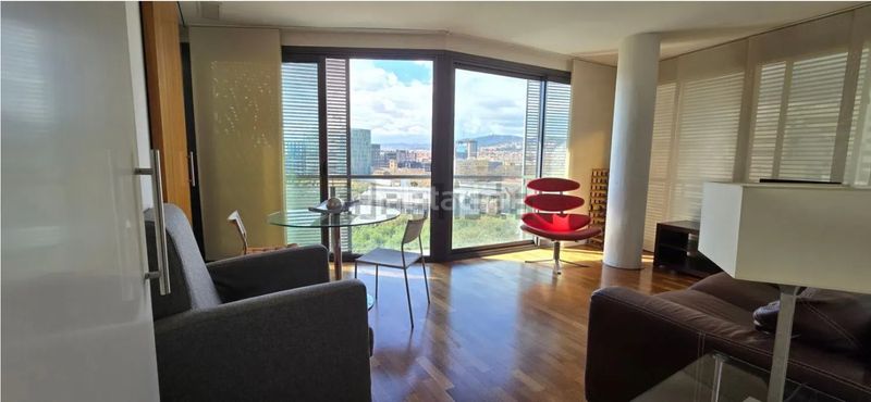 Foto 9b272799-9dba-486b-8f71-08c7da91c3f4. Pis a Provençals del Poblenou Barcelona