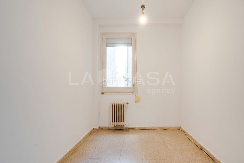 Foto f375b558-d6b3-46ce-9e67-119a5698f829. Pis a Fort Pienc Barcelona