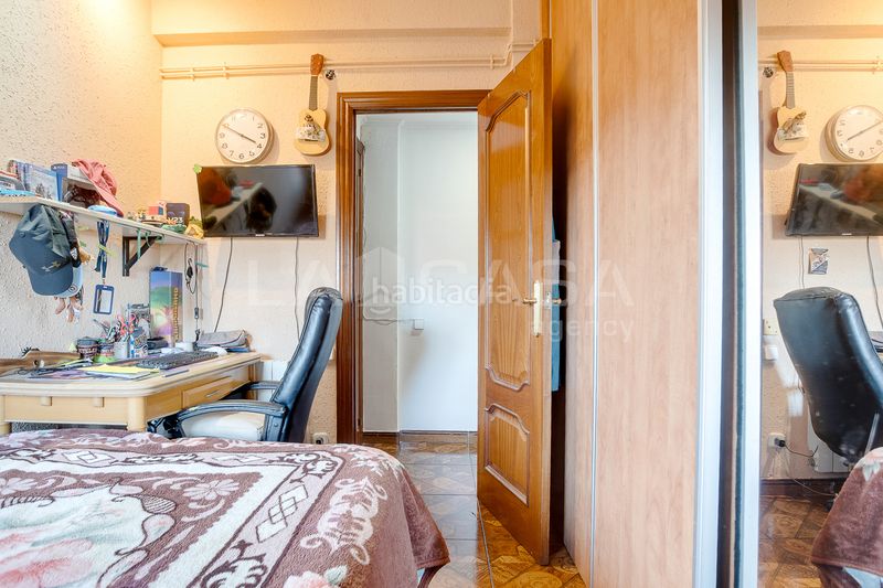 Foto 6d7dc985-5b60-4cb8-bbd0-284c00750e10. Pis a La Verneda - La Pau Barcelona