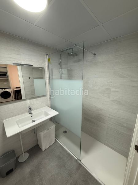 Foto b2e3a3c0-cd85-433a-a598-3491f1d4f533. Piso en Beteró Valencia