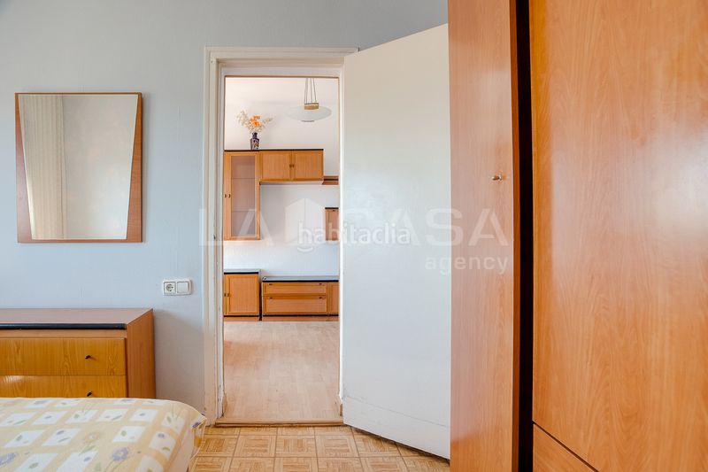 Foto 985d6bb1-6250-4d00-8585-4c3a1106b991. Pis a Provençals del Poblenou Barcelona