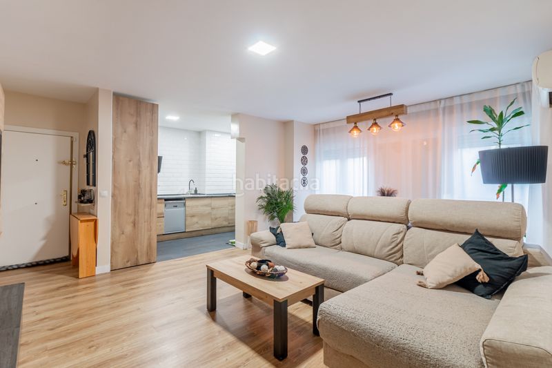 Foto 0ba7d236-878e-4565-a80f-01600689197c. Piso en Lucero Madrid