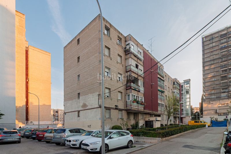 Foto 16169b9e-6308-4a51-820a-3ade2840e192. Piso en Lucero Madrid