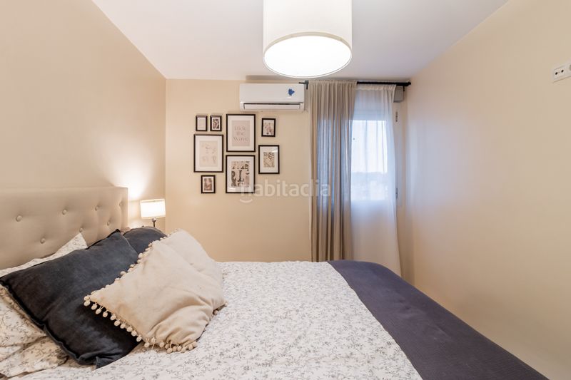 Foto 81504575-5c8e-40e0-a2ea-4060091a82cc. Piso en Lucero Madrid