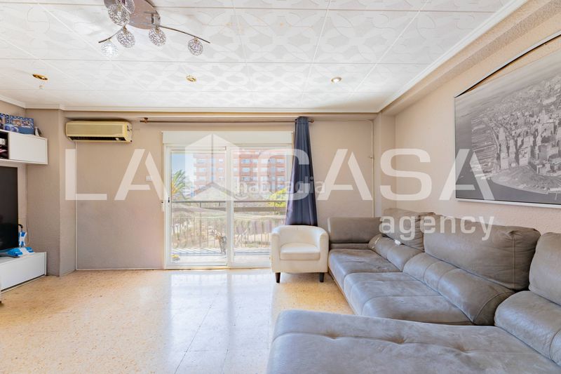 Foto b485cc86-ef90-44be-849d-d284e520f384. Pis a L´Illa Perduda Valencia