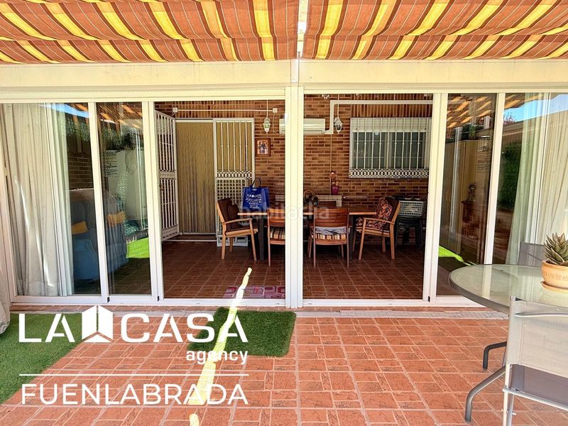 Foto 1323727d-8cd8-4624-8356-2d431fef86a1. Casa adossada amb aparcament piscina a Griñón