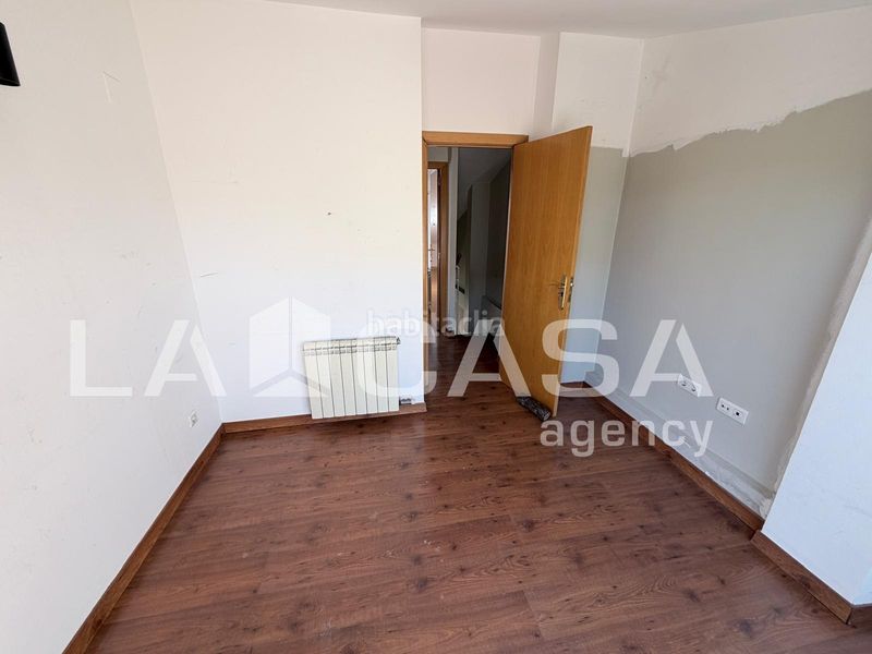 Foto f20772e5-797c-48a2-bd23-01e441a5dd12. Ático en Can Rull Sabadell