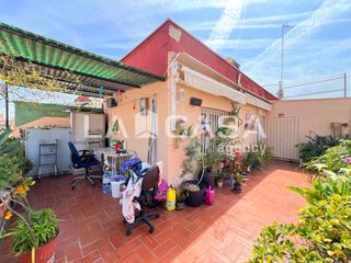 Attique  Carrer del molí