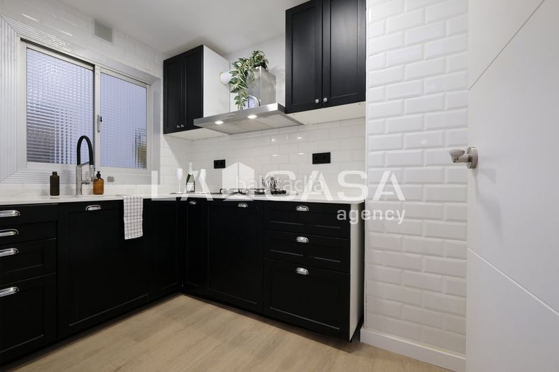 Foto 2fd1fa5a-3945-43ac-a47e-5a6d78e01d10. Pis a Vilapicina - Torre Llobeta Barcelona